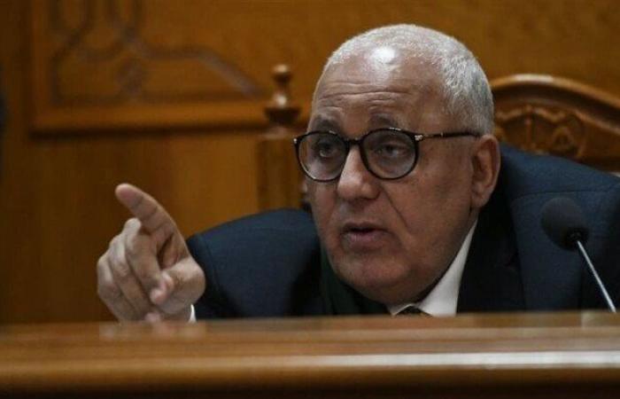 بالبلدي : اليوم..
      استكمال
      محاكمة
      53
      متهمًا
      في
      قضية
      «خلية
      التجمع
      الإرهابية»