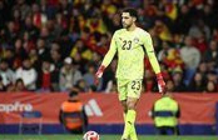 بالبلدي: المصري:
      شوبير
      يستحق
      5
      من
      10
      أمام
      جنوب
      إفريقيا..
      وكل
      حراس
      العالم
      يخطئون