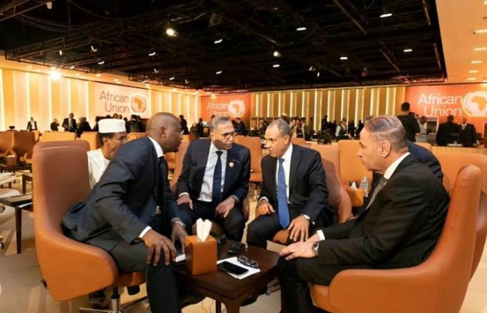 بالبلدي: ازي
      الحال|
      بعد
      الرباعية
      الإفريقية
      تفعيل
      ثلاثي
      الساحل
      والصحراء..
      الداخلية
      تنفي
      تعرض
      فريق
      “متصدقش”
      للتعذيب