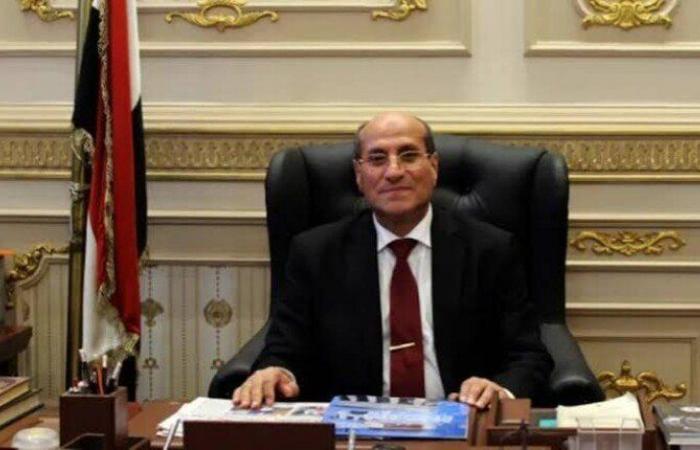 بالبلدي: النائب
      حسني
      عبد
      اللطيف
      رئيسا
      لجنة
      الشؤون
      الدستورية
      والتشريعية
      بالشيوخ