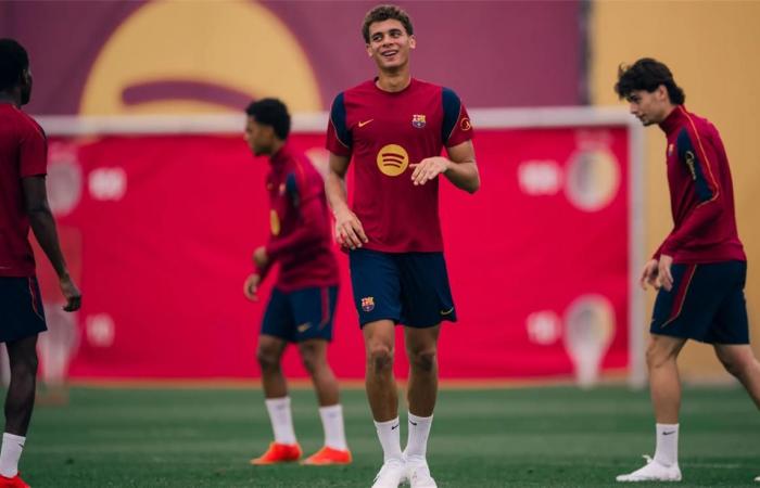 بالبلدي : بعد
      مشاركته
      مع
      مصر..
      حمزة
      عبد
      الكريم
      يعود
      لتدريبات
      برشلونة
      استعدادًا
      لمباراة
      خيتافي