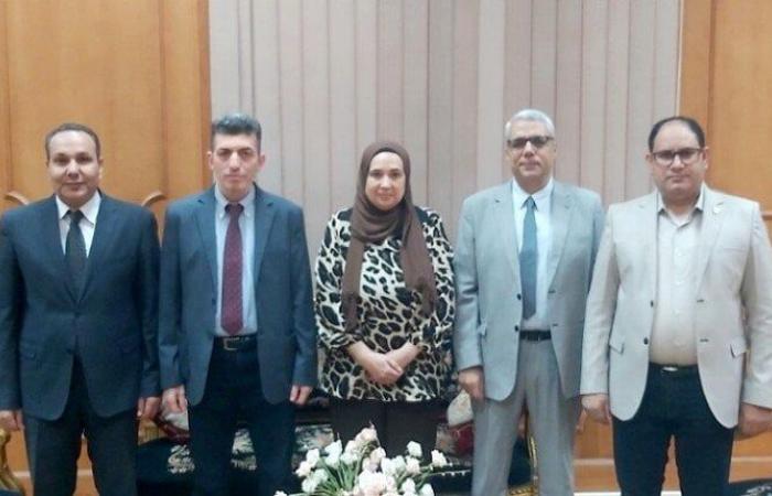 بالبلدي: علوم
      كفر
      الشيخ
      تعقد
      ورشة
      «تقنية
      النانو
      للتطبيقات
      الكهروضوئية
      والبيولوجية»