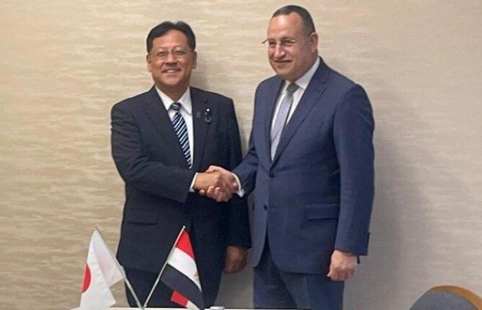 بالبلدي : وزير
      التعليم
      العالي
      يدعو
      اليابان
      لزيادة
      المنح
      الدراسية
      للطلاب
      والباحثين
      المصريين