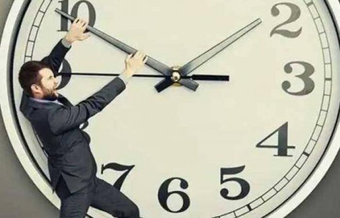 بالبلدي: موعد
      تطبيق
      التوقيت
      الشتوي
      2026
      في
      مصر..
      اعرف
      موعد
      تأخير
      الساعة
      60
      دقيقة