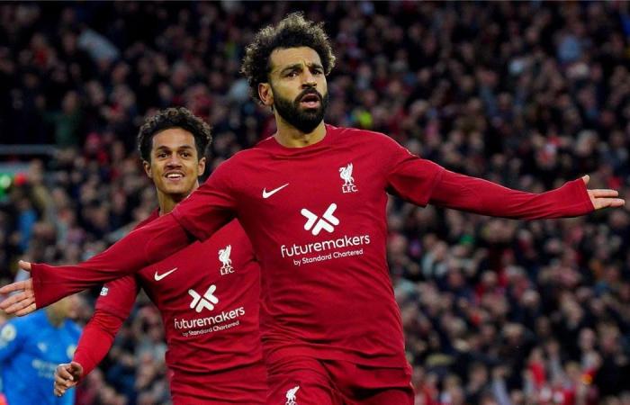 بالبلدي : لا
      يمكن
      مقارنته
      بـ
      محمد
      صلاح..
      لاعب
      ليفربول
      يثير
      نقاشًا
      ساخنًا
      بين
      لوبوف
      وهامان