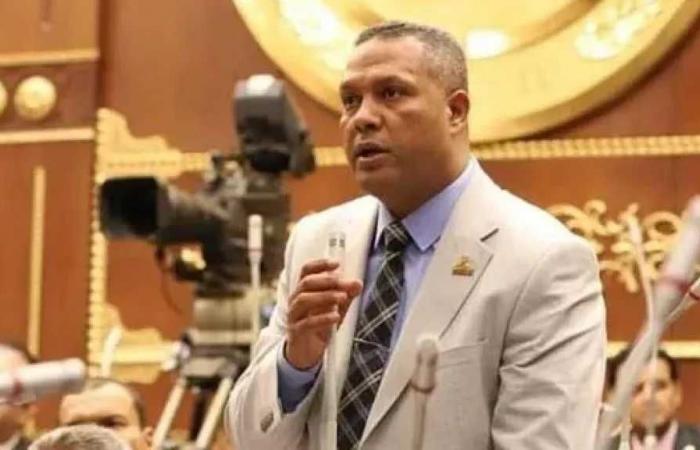 النائب
      محمد
      حمزة:
      التحول
      الرقمي
      يجب
      أن
      ينعكس
      على
      كل
      خدمة
      يحصل
      عليها
      المواطن