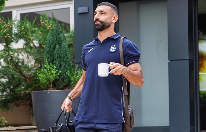 بالبلدي : فيديو
      |
      محمد
      صلاح
      يثير
      جدلاً
      بين
      لاعبي
      طرابزون
      قبل
      مواجهة
      سامسون
      سبور
