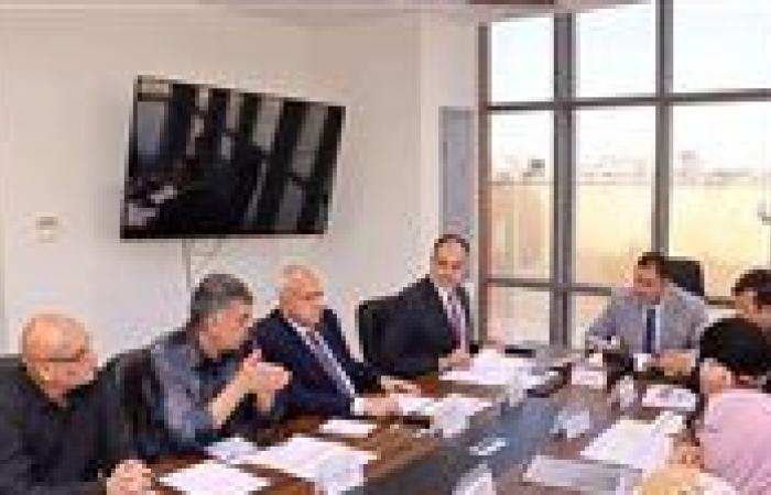 بالبلدي: محافظ
      دمياط
      يرأس
      اجتماعًا
      لمتابعة
      مستجدات
      ملف
      تقنين
      واسترداد
      أراضي
      الدولة