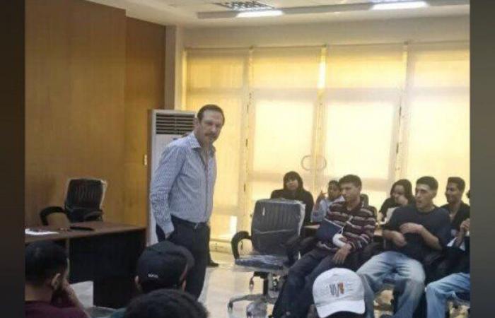 بالبلدي: جامعة
      طنطا
      تطلق
      ورشة
      متخصصة
      في
      التمثيل
      والإخراج
      بالتزامن
      مع
      مشروع
      «مسرح
      المواجهة
      والتجوال»