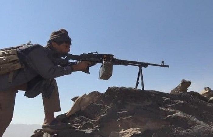 بالبلدي: الحوثيون
      يتوعدون
      الولايات
      المتحدة
      برد
      "سريع
      وموجع
      اذا
      تورطت
      في
      العدوان
      على
      اليمن"،
      والسعودية
      تتعهد
      بالرد
      على
      هجمات
      أنصار
      الله