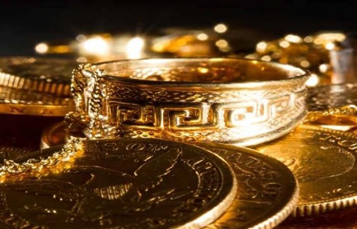 بالبلدي : الذهب
      يترقب
      «بيانات
      التضخم
      الأمريكية»..
      عيار
      21
      يرتفع
      إلى
      6180
      جنيهًا
      والمؤسسات
      تستهدف
      5050
      دولارًا
      للأوقية
      في
      2027