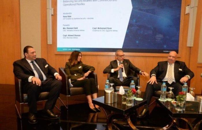بالبلدي: حلقة
      نقاشية
      حول
      العمليات
      الجوية
      الاستراتيجية
      بقمة
      «ميدأير
      لأمن
      الطيران
      2026»
      بالقاهرة