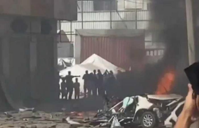شهيد
      جراء
      غارة
      للاحتلال
      على
      مركبة
      شرق
      مدينة
      غزة
