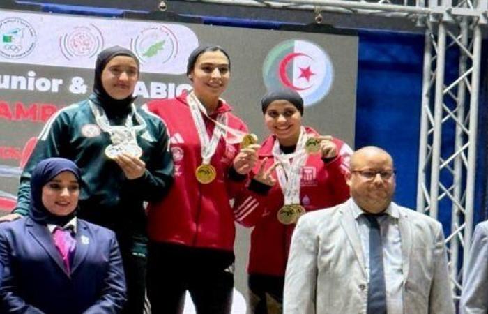 بالبلدي: أميرة
      إبراهيم
      لاعبة
      جامعة
      طنطا
      تحصد
      3
      ذهبيات
      في
      البطولة
      العربية
      لرفع
      الأثقال
      بالجزائر