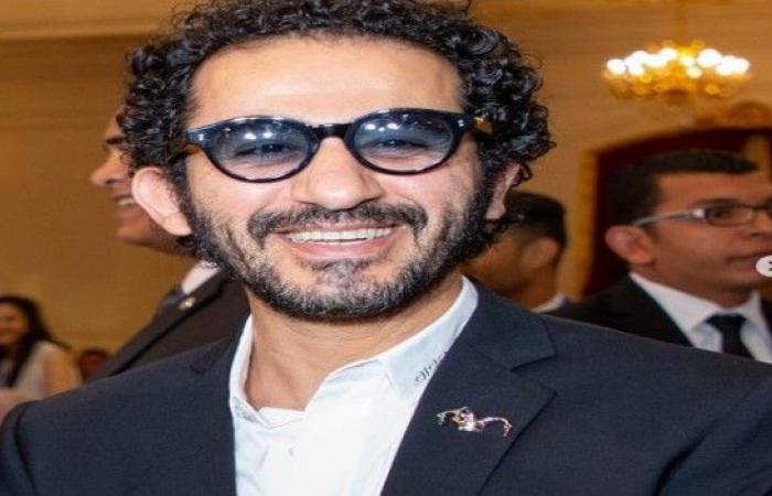 بالبلدي: أحمد
      حلمي
      يعود
      إلى
      السينما
      بعد
      غياب
      4
      سنوات
      بـ"حدوتة"
      وسط
      ترقب
      لاستعادة
      بريقه
      الجماهيري