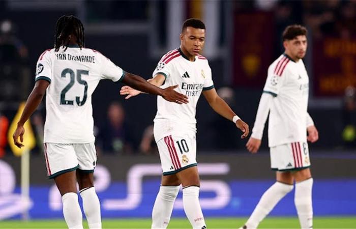بالبلدي : فيديو
      |
      مبابي
      يسجل
      هدف
      تعادل
      ريال
      مدريد
      أمام
      روما