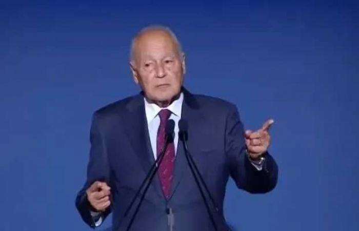 أبو
      الغيط:
      القوات
      المسلحة
      «كسبت
      لمصر
      المستقبل»
      في
      أكتوبر1973
      و30
      يونيو
      2013