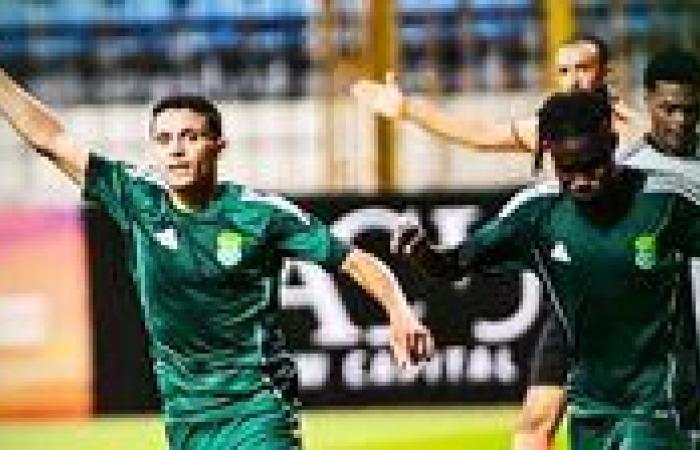 بالبلدي: الاتحاد
      يطوي
      صفحة
      الجونة
      ويستعد
      لزعيم
      الفلاحين