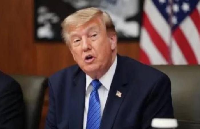 بالبلدي : ترامب
      يعلن
      قرب
      إطلاق
      عمليات
      تنقيب
      ضخمة
      عن
      النفط
      والغاز
      والمعادن
      في
      جرينلاند..
      ويكشف
      أهميتها
      الاستراتيجية
      لأمريكا