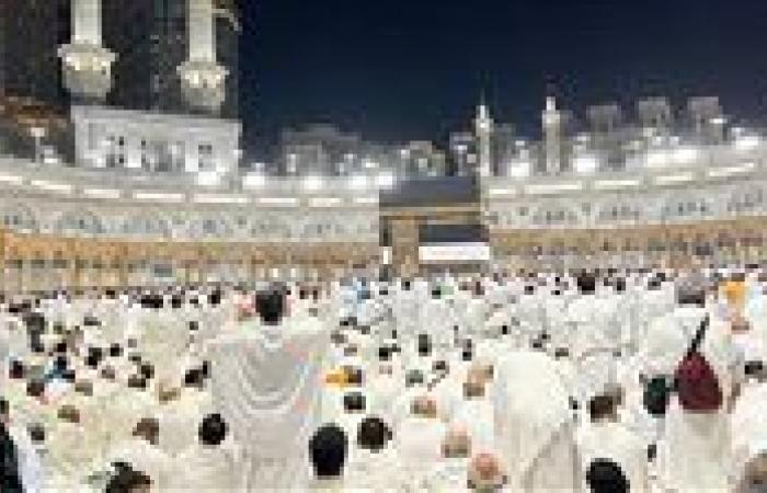 بالبلدي: حكم
      العمرة
      بالتقسيط
      مع
      زيادة
      المبلغ..
      عطية
      لاشين
      يحسم
      الجدل