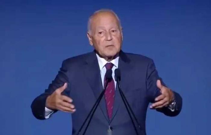 أبو
      الغيط:
      كيسنجر
      قال
      لي
      «عندكم
      قادة
      تاريخيين»..
      وكنت
      أتمنى
      أن
      يدرك
      الرئيس
      السيسي