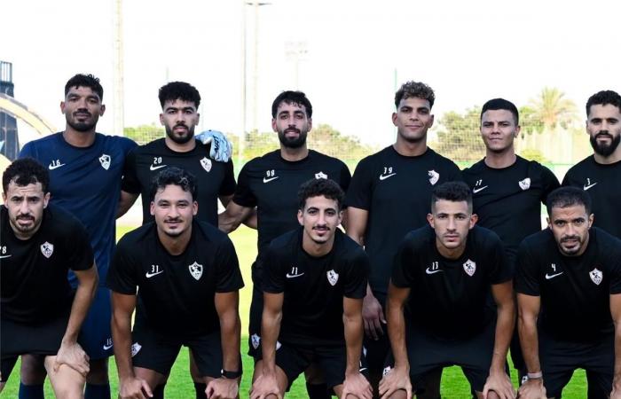بالبلدي : مران
      الزمالك
      |
      تدريبات
      خططية
      وتقسيمة
      فنية
      استعدادًا
      لمواجهة
      الجيش
      الرواندي