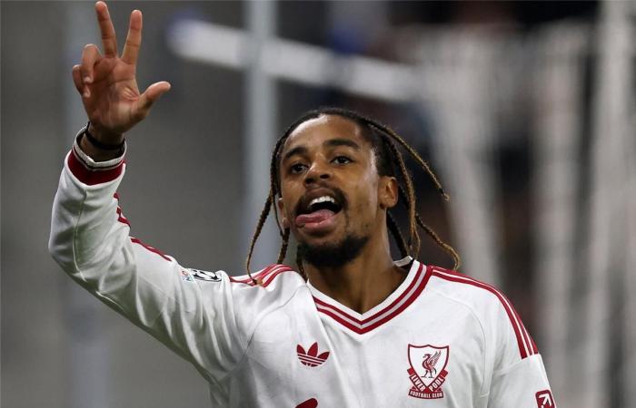 بالبلدي : فيديو
      |
      أول
      هاتريك
      لباركولا..
      ليفربول
      يكتسح
      لاسك
      بسداسية
      في
      دوري
      أبطال
      أوروبا