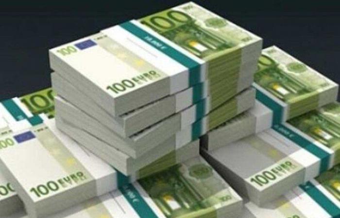 بالبلدي : سعر
      اليورو
      مقابل
      الجنيه
      المصري
      الأربعاء
      14
      أكتوبر
      2026