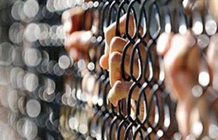 بالبلدي: النيابة
      تأمر
      بعرض
      المتهم
      بقتل
      حماه
      في
      الإسكندرية
      على
      الطب
      الشرعي