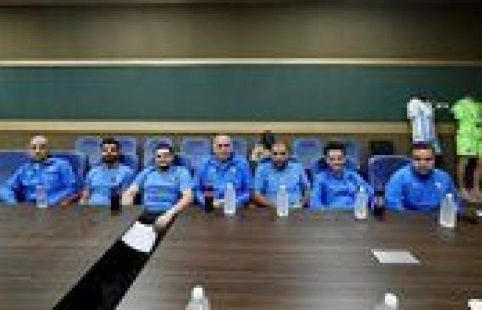 بالبلدي: تفاصيل
      الاجتماع
      الفني
      لمباراة
      المريخ
      بنتيو
      وبيراميدز