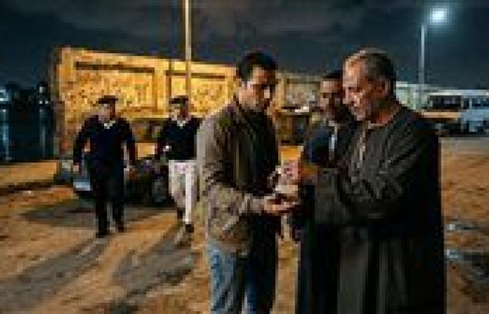 بالبلدي: السجن
      المشدد
      6
      سنوات
      وغرامة
      200
      ألف
      جنيه
      لمتهمين
      في
      قضية
      هيروين
      بالمعادي
