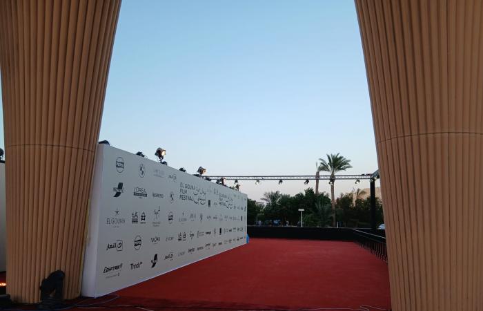 بالبلدي: التجهيزات
      الأخيرة
      لحفل
      افتتاح
      مهرجان
      الجونة
      السينمائي
      (صور)