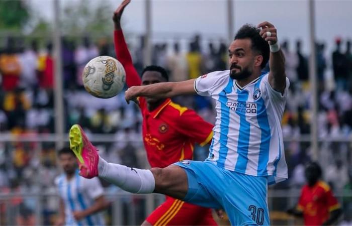 بالبلدي : موعد
      مباراة
      بيراميدز
      والمريخ
      بنتيو
      في
      إياب
      دور
      الـ32
      من
      دوري
      أبطال
      إفريقيا
