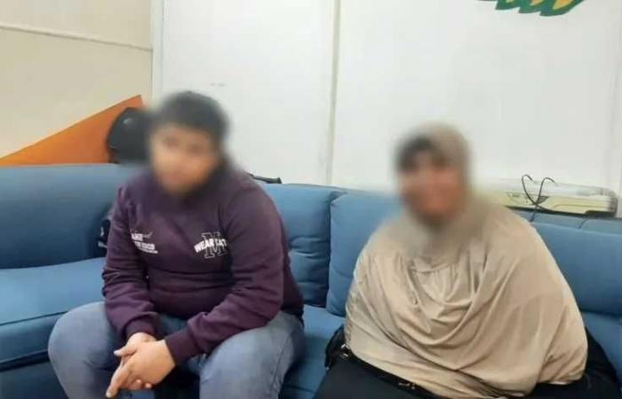 بتوجيهات
      محافظ
      الإسكندرية..
      جهود
      التضامن
      الاجتماعي
      تنجح
      في
      لمّ
      شمل
      طفل
      بأسرته
      بعد
      3
      أشهر
      بالشارع