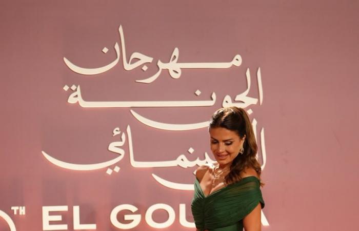 بالبلدي: منى
      زكي
      في
      صدارة
      التكريمات..
      تفاصيل
      حفل
      افتتاح
      مهرجان
      الجونة
      السينمائي
      2026