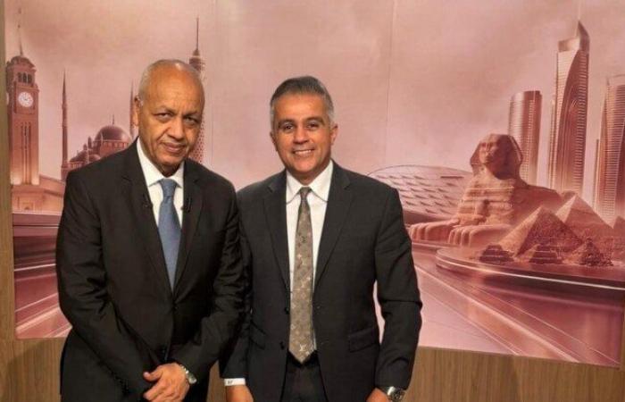 بالبلدي : النائب
      أحمد
      فتحي
      ضيف
      مصطفى
      بكري
      في
      «حقائق
      وأسرار»
      على
      صدى
      البلد..
      الليلة