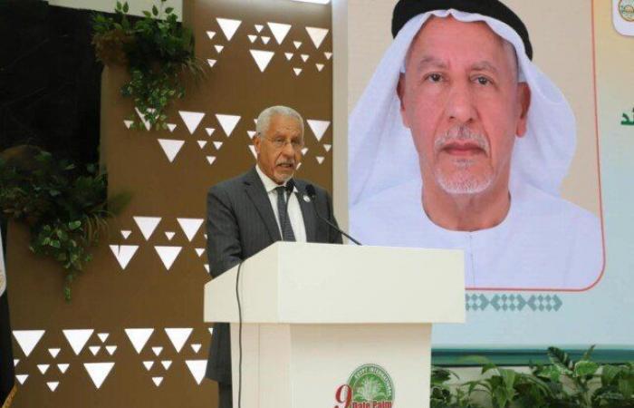 بالبلدي: 10
      معلومات
      في
      ختام
      المهرجان
      الدولي
      التاسع
      للتمور
      المصرية
      بسيوة