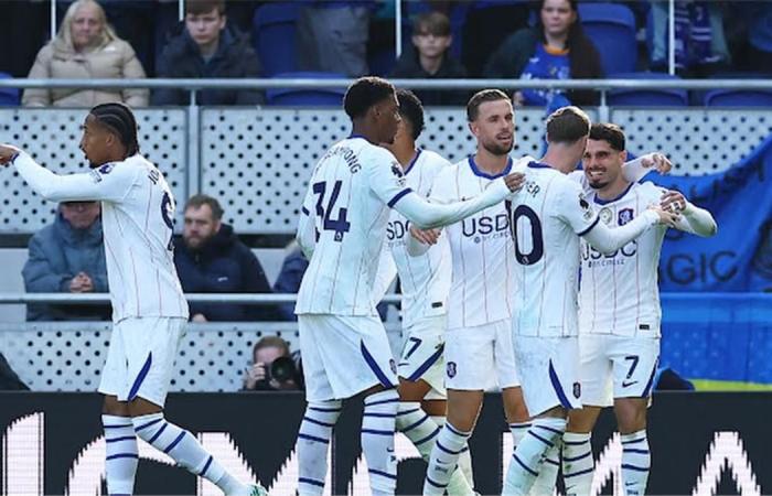 بالبلدي : فيديو
      |
      ثنائية
      بيدرو
      نيتو
      تقود
      تشيلسي
      لفوز
      صعب
      على
      إيفرتون
      في
      الدوري
      الإنجليزي