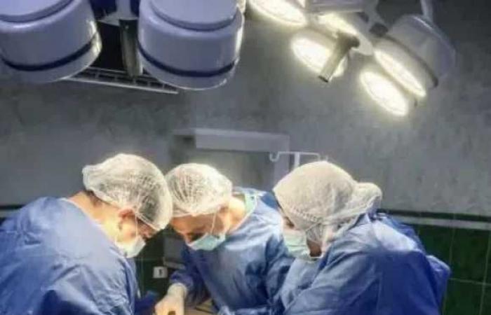 نجاح
      جراحة
      دقيقة
      لاستئصال
      ورم
      بالقناة
      العصبية
      لمريضة
      بمستشفى
      6
      أكتوبر
      بالدقي