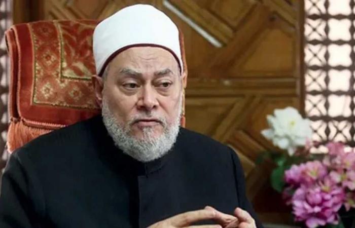 علي
      جمعة
      يوضح
      أسباب
      محبة
      الله
      وعلاماتها..
      التوبة
      والطاعة
      واتباع
      الرسول
      أبرزها