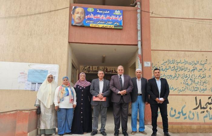 بالبلدي: تعليم
      المنوفية
      يتابع
      انتظام
      الدراسة
      بمدرسة
      أنور
      السادات
      في
      تلا