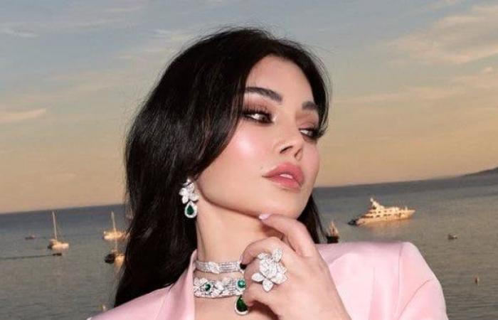 بالبلدي: استكمال
      محاكمة
      الطبيب
      المتهم
      باستغلال
      صورة
      هيفاء
      وهبي
      دون
      إذن
      قانوني
      غدًا