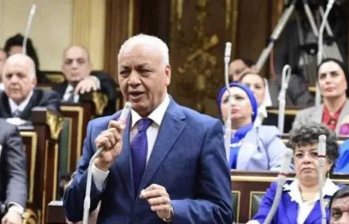 مصطفى
      بكري:
      البرلمان
      يعقد
      جلسة
      طارئة
      اليوم
      لمناقشة
      إرسال
      قوات
      مصرية
      إلى
      السعودية