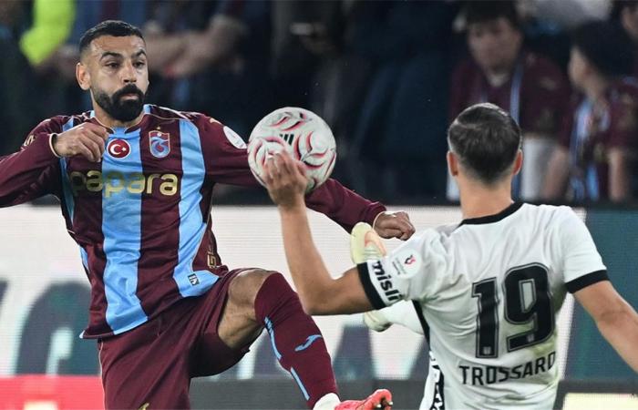 بالبلدي : فيديو
      |
      محمد
      صلاح
      يسجل
      هدف
      طرابزون
      سبور
      الثاني
      أمام
      بشكتاش