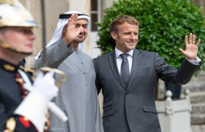 بالبلدي: الرئيس
      الفرنسي
      إيمانويل
      ماكرون
      يصل
      إلى
      الإمارات
      في
      زيارة
      رسمية