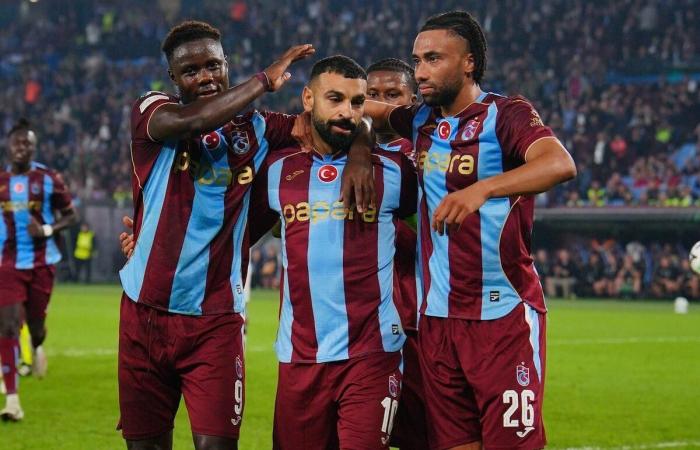بالبلدي : محمد
      صلاح
      يتلقى
      إشادات
      خاصة
      بعد
      تألقه
      في
      لقاء
      طرابزون
      سبور
      وهارتس