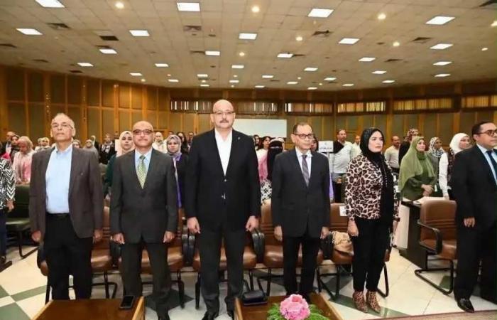 المجلس
      القومي
      للمرأة
      بأسيوط
      يشارك
      في
      ورشة
      عمل
      لدراسة
      المشكلات
      المجتمعية
      وتحديد
      الأولويات
      السكانية