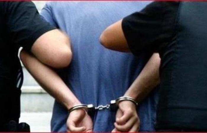 بالبلدي : خلاف
      عائلي..
      ضبط
      المتهم
      بالتعدي
      على
      شخص
      وشقيقتيه
      بالمنوفية