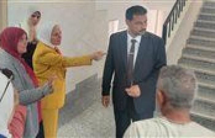بالبلدي: همت
      أبو
      كيلة
      تتفقد
      المدرسة
      الرسمية
      المتميزة
      بالعاصمة
      الإدارية
      وتتابع
      مستوى
      الطلاب