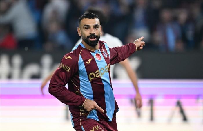 بالبلدي : رئيس
      طرابزون
      يتغنى
      بمحمد
      صلاح:
      فاق
      التوقعات..
      وفي
      نفس
      مستوى
      رونالدو
      وميسي